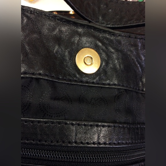 MICHAEL KORS uptown Astor bag! - Picture 12 of 16